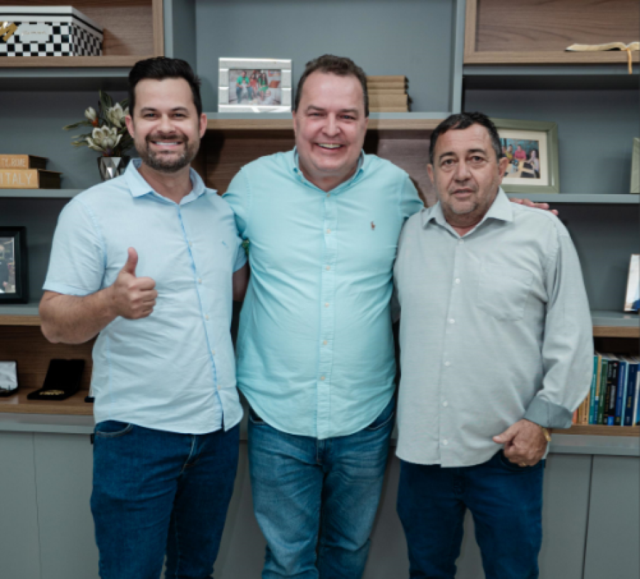 Prefeito Pascoal e secretário de saúde Rafael vão a Cuiabá para reforçar apoio do presidente da Assembleia Legislativa Max Russi com a saúde do município.  