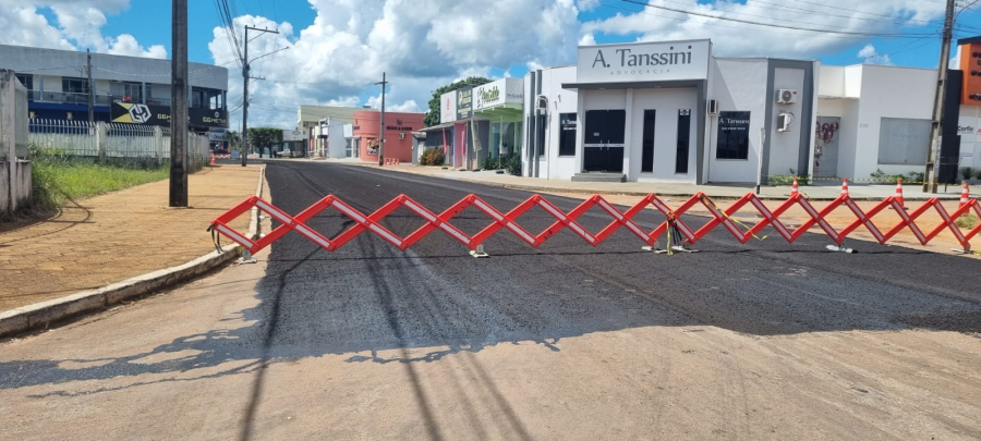 Prefeitura de Matupá inicia recapeamento da Rua Luiz Mena