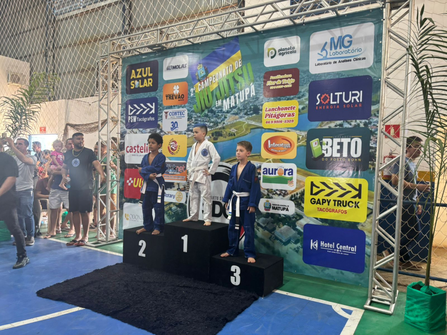 Terra Nova do Norte participa do 2º Campeonato de Jiu-Jitsu de Matupá e conquista 21 medalhas