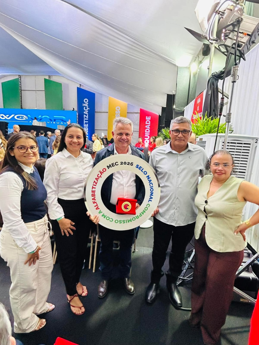 Novo Mundo é reconhecido com selo nacional e reforça avanço na educação