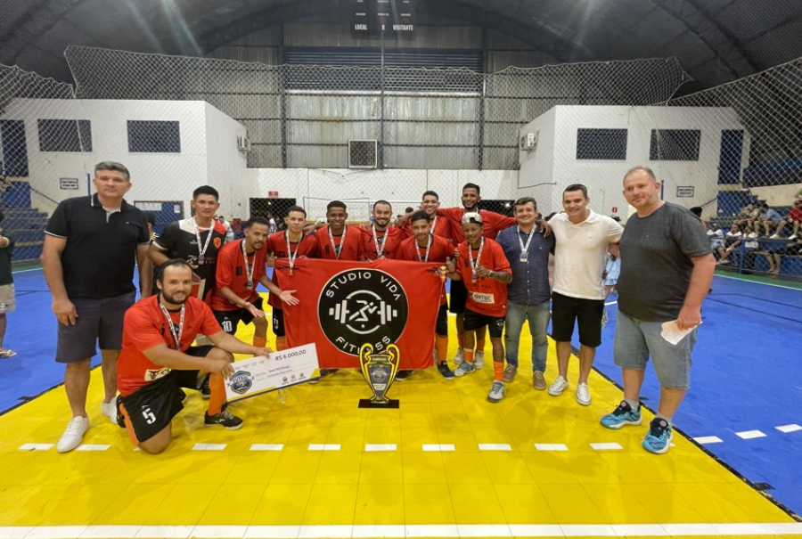 Final do Municipal de Futsal 2026 lota ginásio e encerra competição com grande festa em Matupá