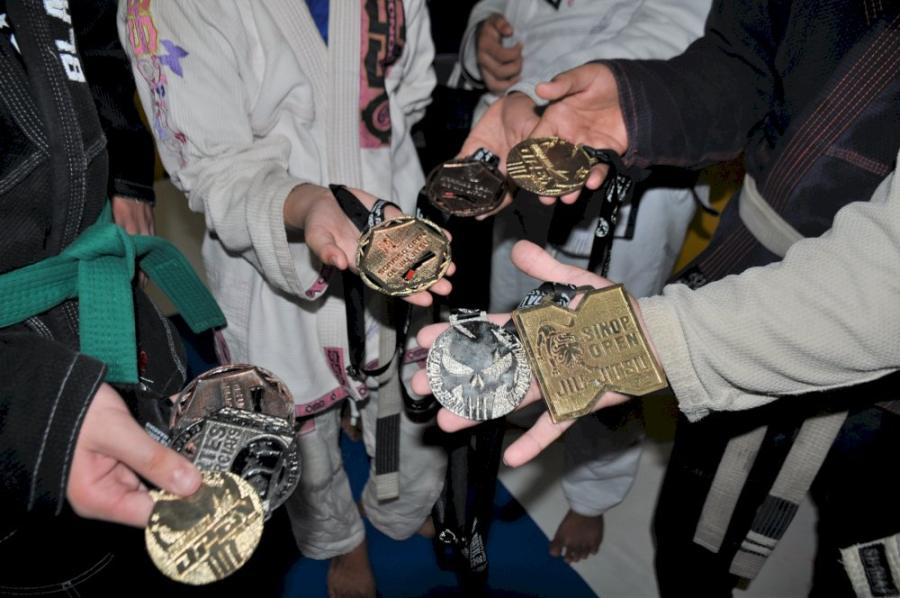 Peixoto de Azevedo conquista destaque nacional no Brasileiro de Jiu-Jitsu e entra no Top 10 entre 60 academias