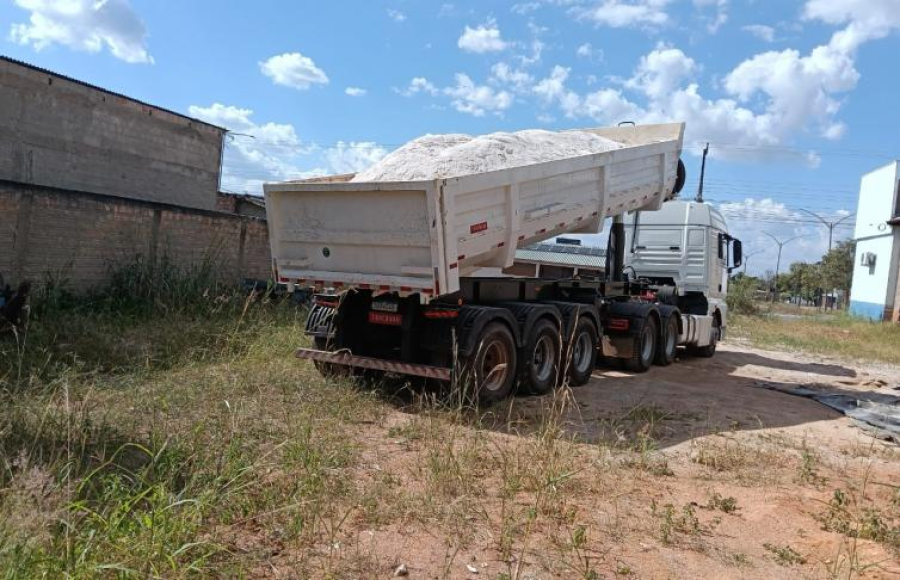 CALCÁRIO GRATUITO CHEGA AO MUNICÍPIO E FORTALECE PRODUÇÃO NO CAMPO