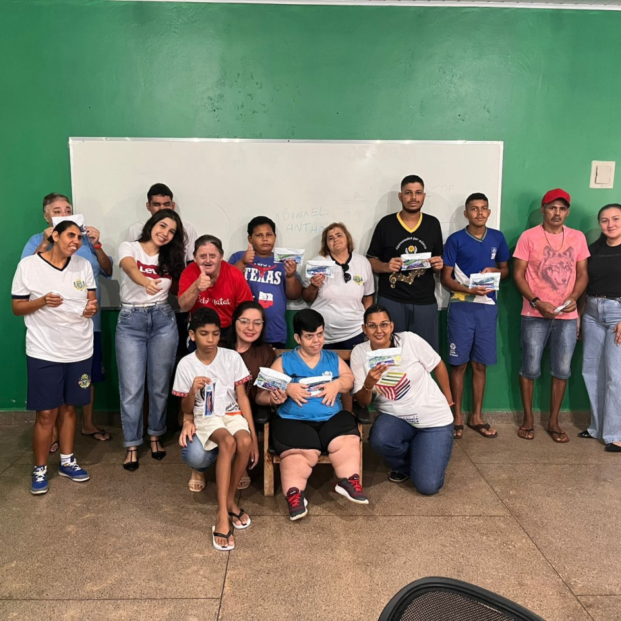 Nova Guarita promove ações de saúde bucal para crianças e alunos da APAE
